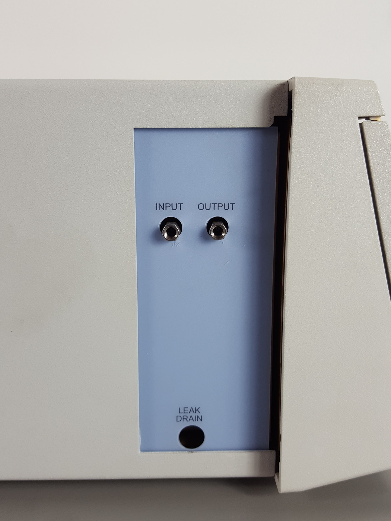 Image of Perkin Elmer 200 Series HPLC System - UV/VIS Detector, Pump, AutoSampler Lab