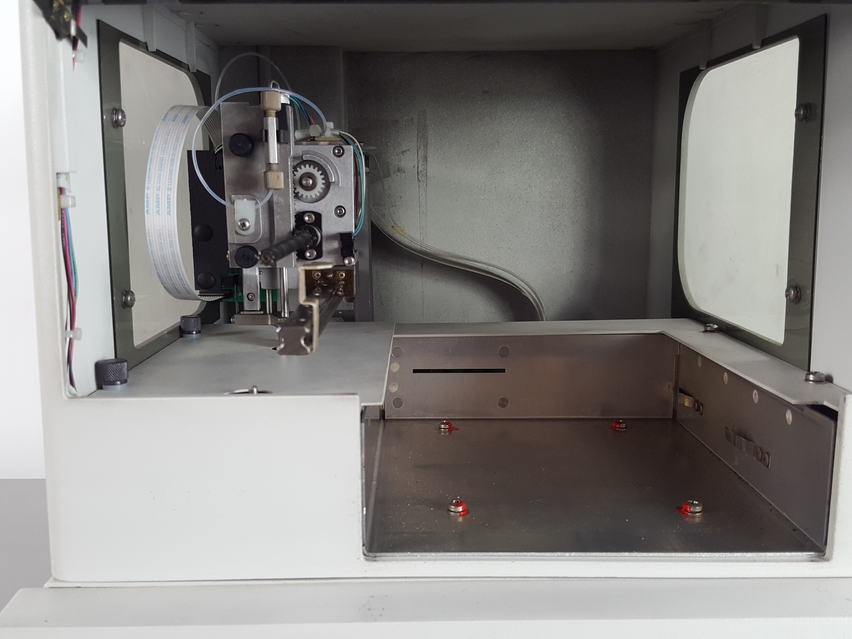 Image of Perkin Elmer 200 Series HPLC System - UV/VIS Detector, Pump, AutoSampler Lab