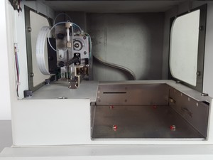 Thumbnail image of Perkin Elmer 200 Series HPLC System - UV/VIS Detector, Pump, AutoSampler Lab