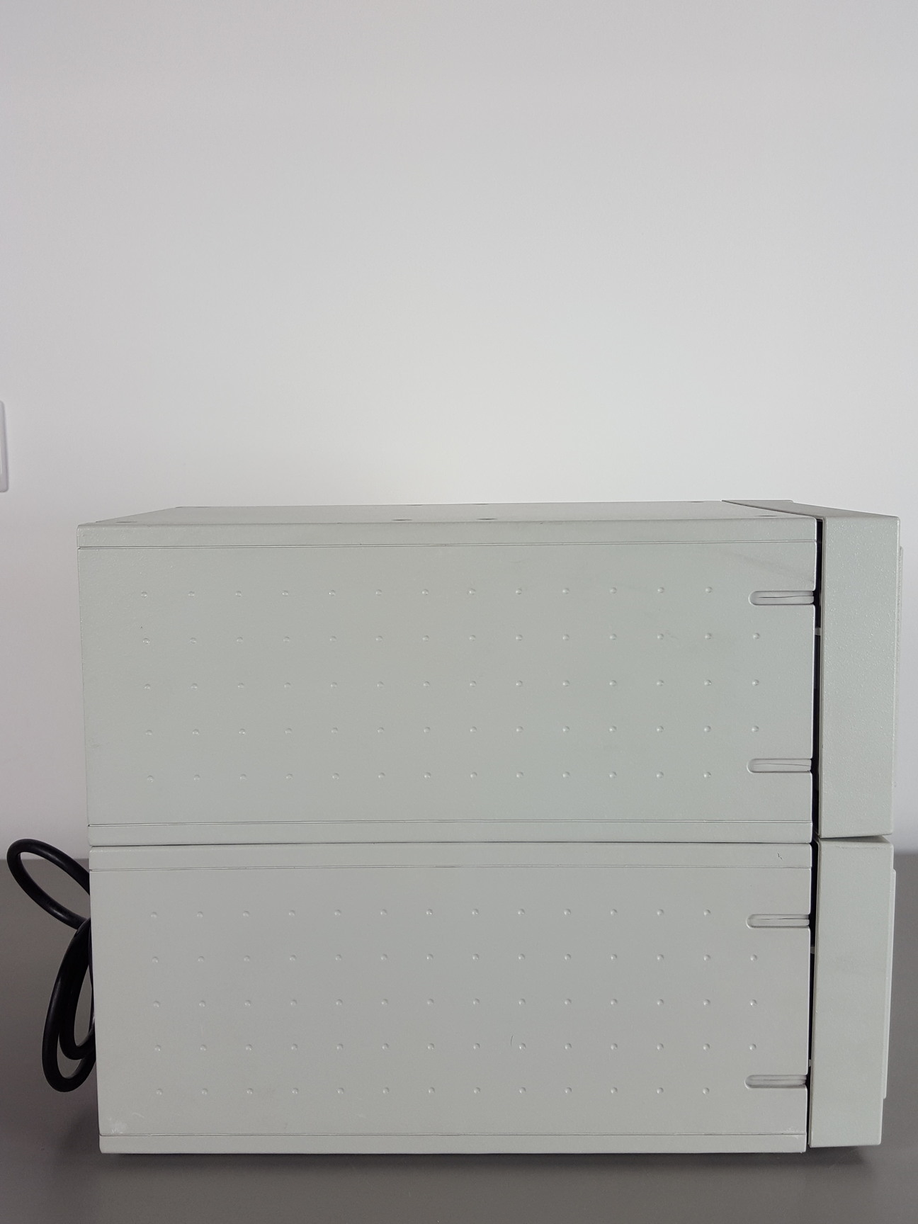 Image of Dionex AD20 Absorbance Detector HPLC Spares / Repairs Lab