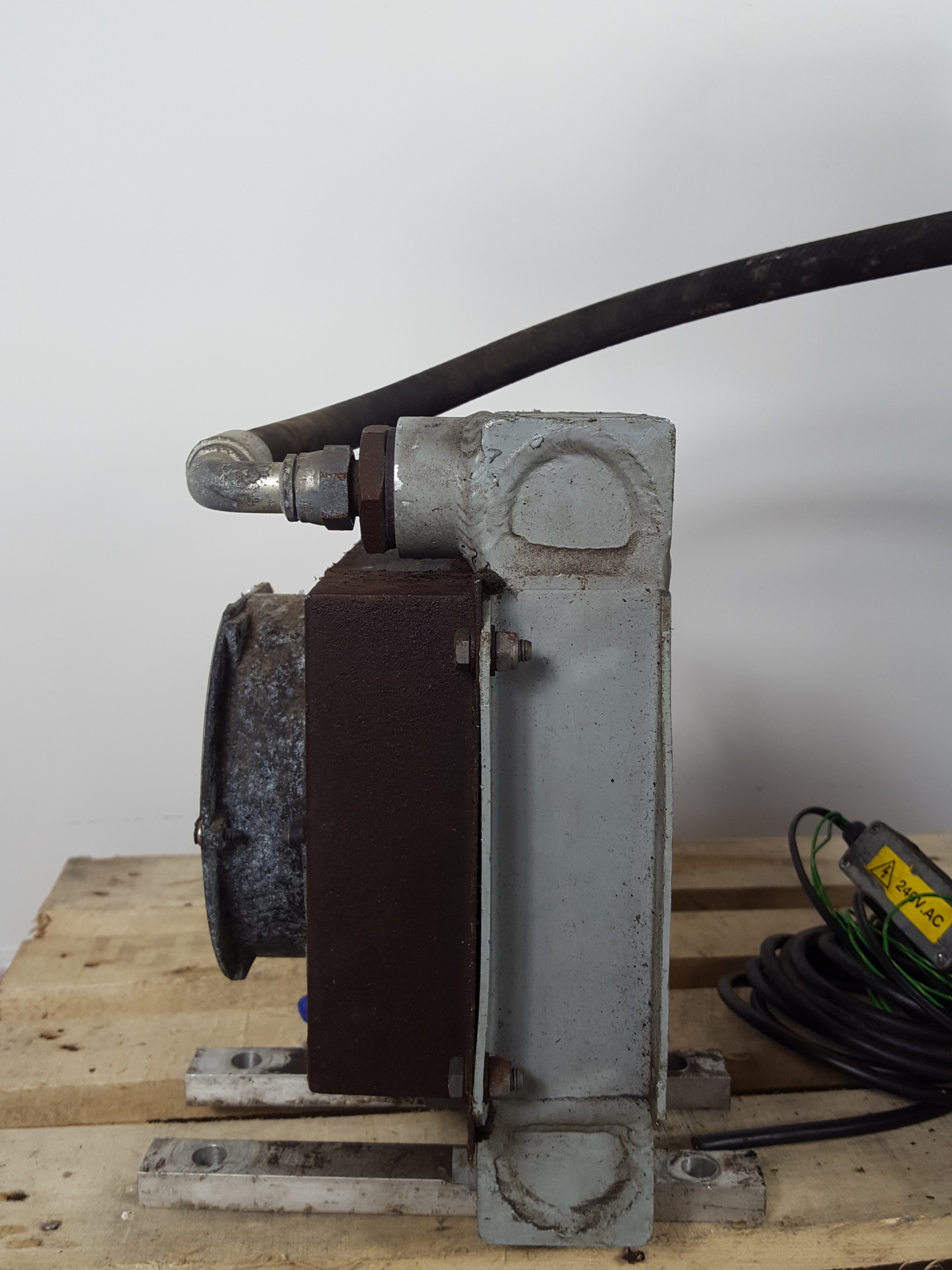 Image of Occo Coolers Ltd Hydraulic Oil Cooling Unit & Electrodrives Ltd D90L Pump  Lab