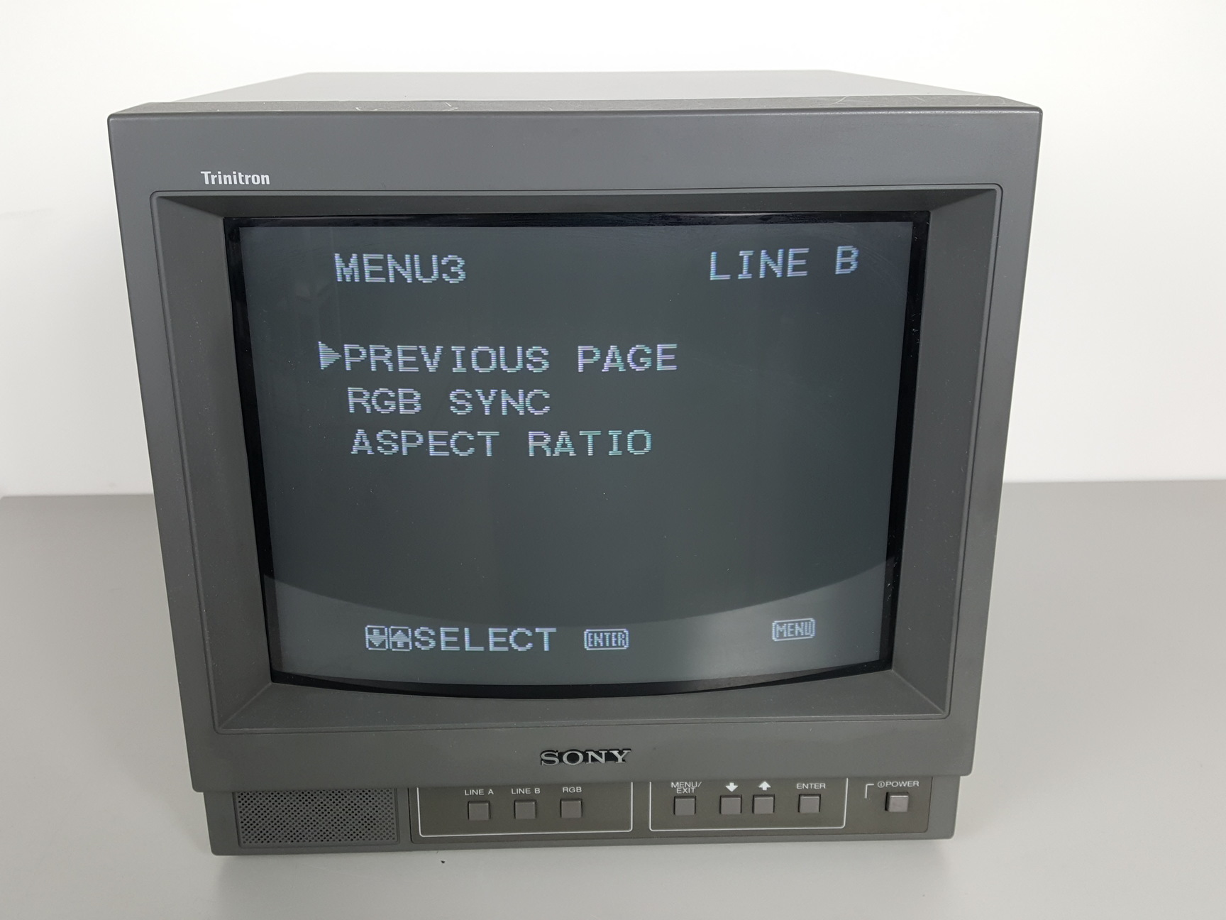 Image of SONY 13" Trinitron Colour Video CRT  Monitor. Model no. PVM-14N6E 