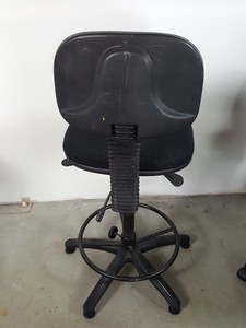 Thumbnail image of Lab Chair