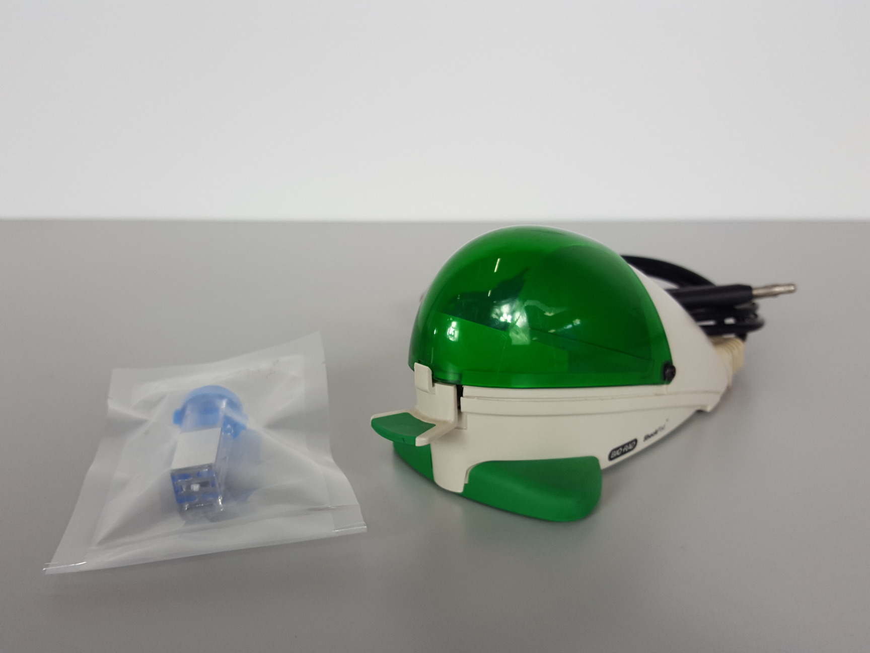 BioRad ShockPod With SigmaAldrich Electroporation Cuvette Lab