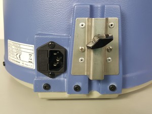 Thumbnail image of Barnstead Electrothermal Heating Mantle 2000mL Model - EM2000/CE Lab