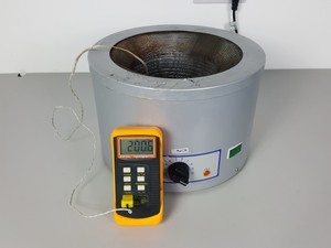 Thumbnail image of Fisher Scientific Electrothermal Heating Mantle Cat no. FB68925 Lab