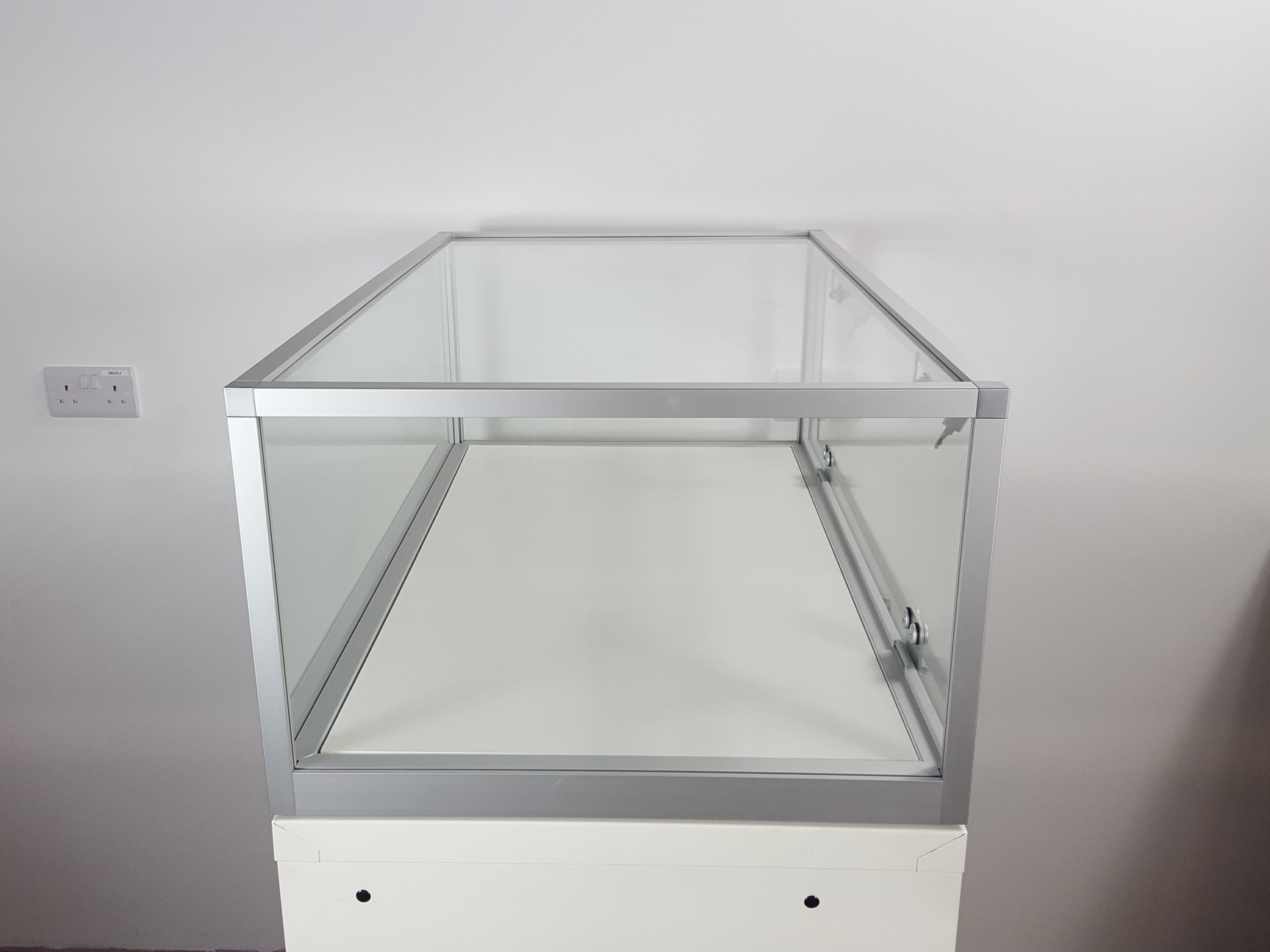 Image of Polstore 10 Drawer Museum / Jewellery Toughened Glass Display Chest Cabinet
