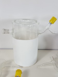 Thumbnail image of Job Lot Lab Glassware Glass Condensing Apparatus, Condensers, Dropping Funnels