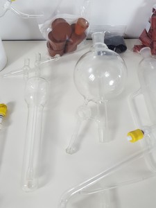 Thumbnail image of Job Lot Lab Glassware Glass Condensing Apparatus, Condensers, Dropping Funnels