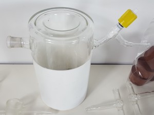 Thumbnail image of Job Lot Lab Glassware Glass Condensing Apparatus, Condensers, Dropping Funnels