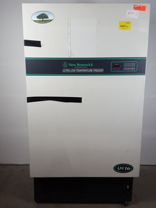 Thumbnail image of New Brunswick Scientific Innova U570 Ultra Low Temp Freezer Spares or Repairs 