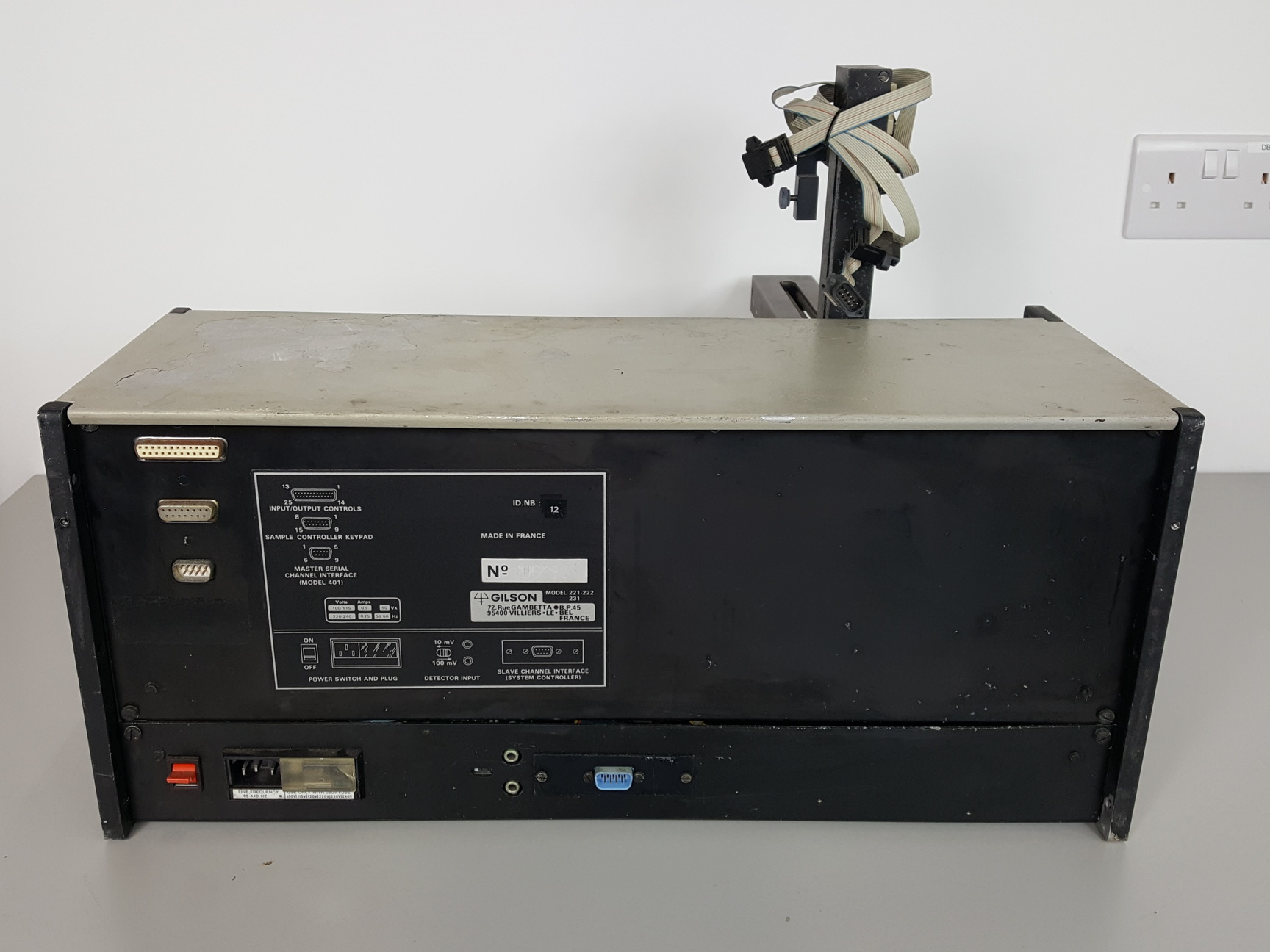 Image of Gilson Model 222 Sample Charger - Liquid Handler / Sampler for HPLC System Lab