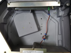 Thumbnail image of Thermo Scientific Evolution 300 BB UV-VIS Spectrophotometer Part no 10300201 Lab