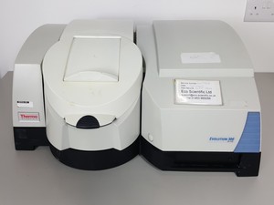 Thumbnail image of Thermo Scientific Evolution 300 BB UV-VIS Spectrophotometer Part no 10300201 Lab