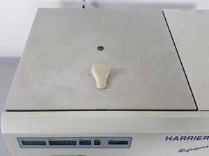 Thumbnail image of MSE Sanyo Harrier 18/80 Refrigerated Centrifuge With MSE 43124-141 6000rpm Rotor