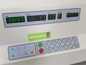 Thumbnail image of MSE Sanyo Harrier 18/80 Refrigerated Centrifuge With MSE 43124-141 6000rpm Rotor