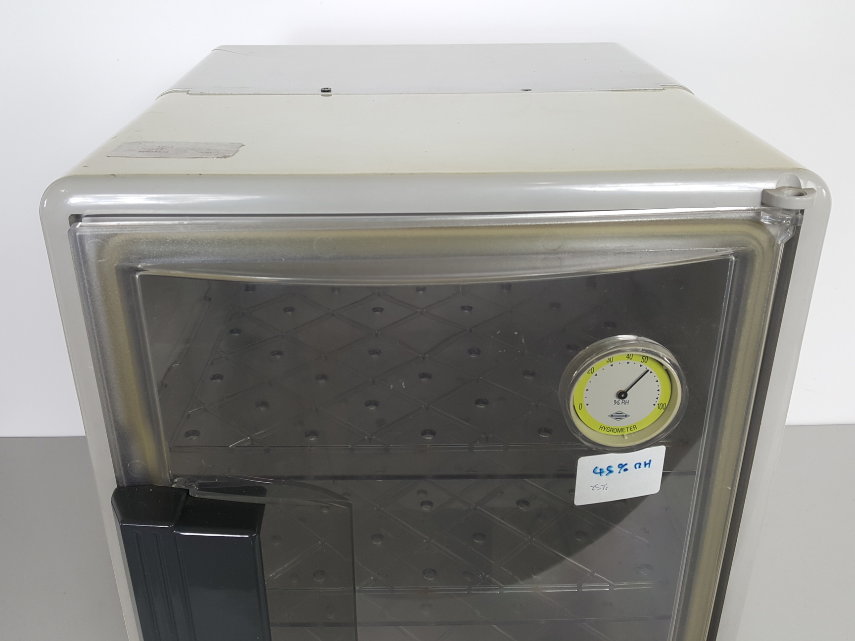 Image of Sanplatec D-BOX Desiccation Cabinet Auto-type Desiccator with Hygrometer Lab