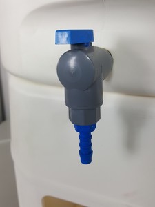 Thumbnail image of Millipore Elix 3 Water Purification System & Millipore 30L Tank Lab