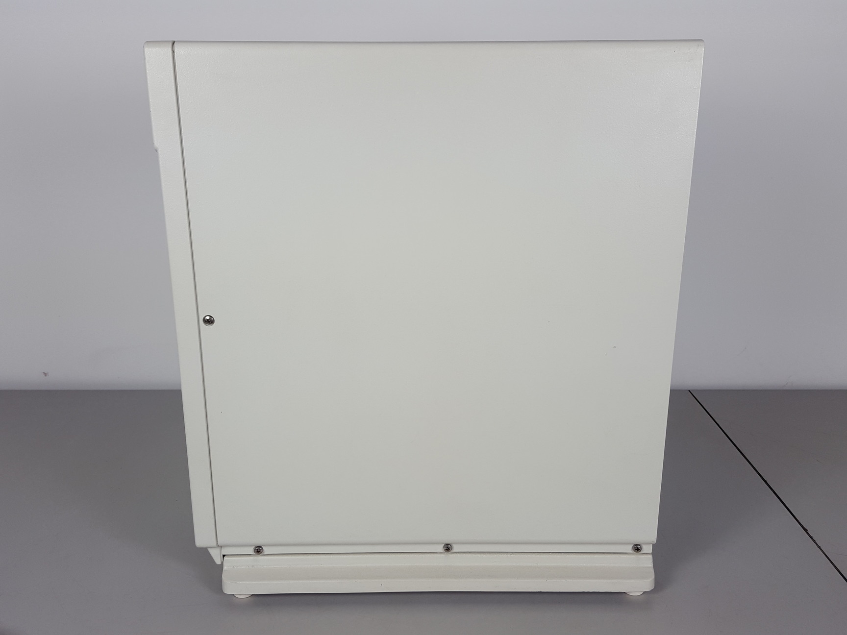 Image of Gynkotek Dionex UVD 340U UV/VIS Detector P/N: 5071.0000 Lab