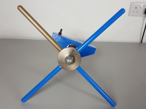 Thumbnail image of HiP High Pressure Equipment Piston Screw Pump Model 87-6-5 5000psi 60cc Lab