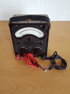 Thumbnail image of Avo Universal Multi-Range Avometer Multimeter Voltmeter 3000V AC/DC Lab