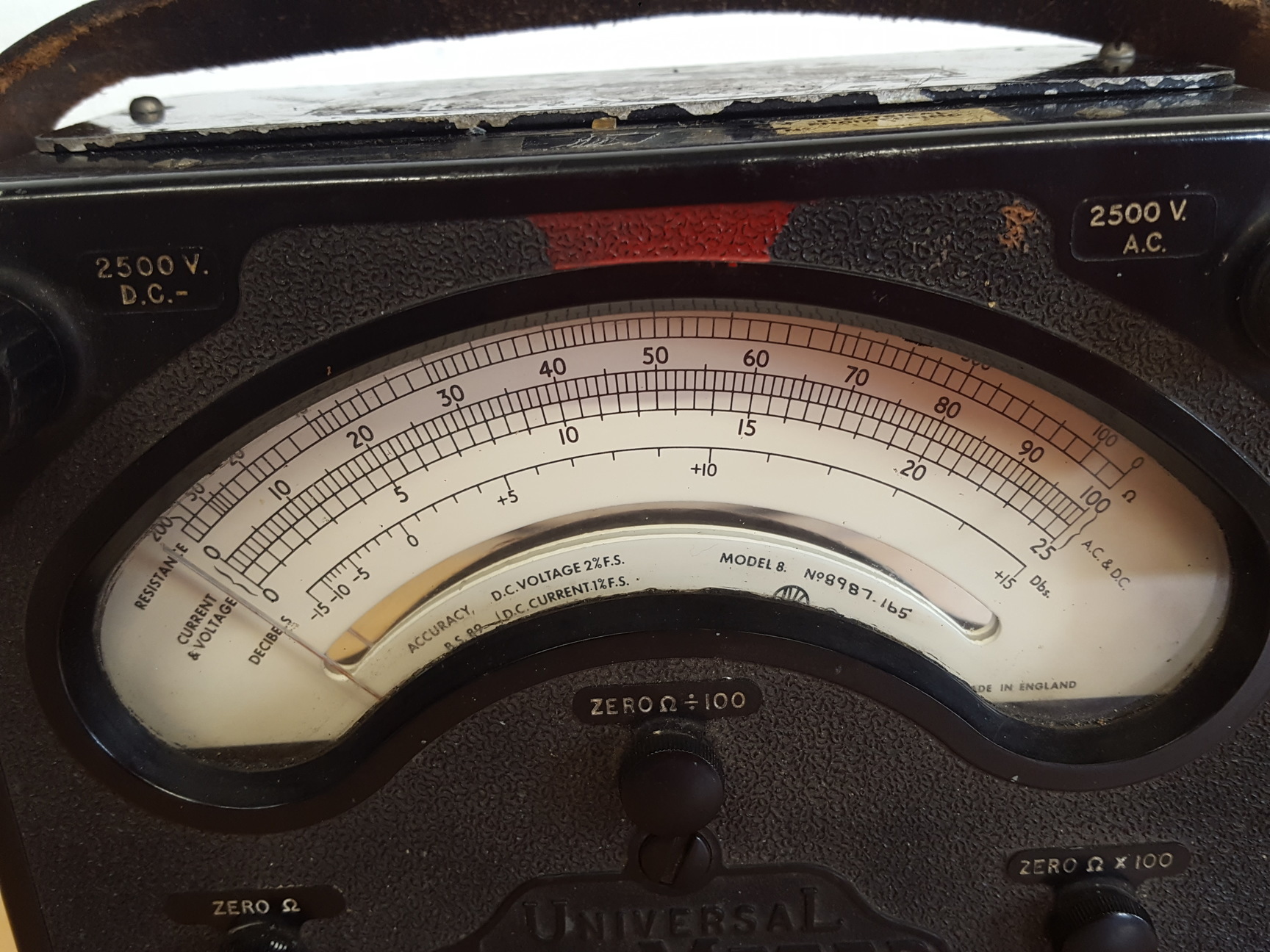 Image of AVO Universal Avometer Multimeter Model 8 MK. III 3 2500V AC/DC Voltmeter Lab