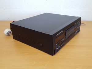 Thumbnail image of Tascam DA-20 MKII DAT Recorder Deck Digital Audio Tape Deck Rack Mount