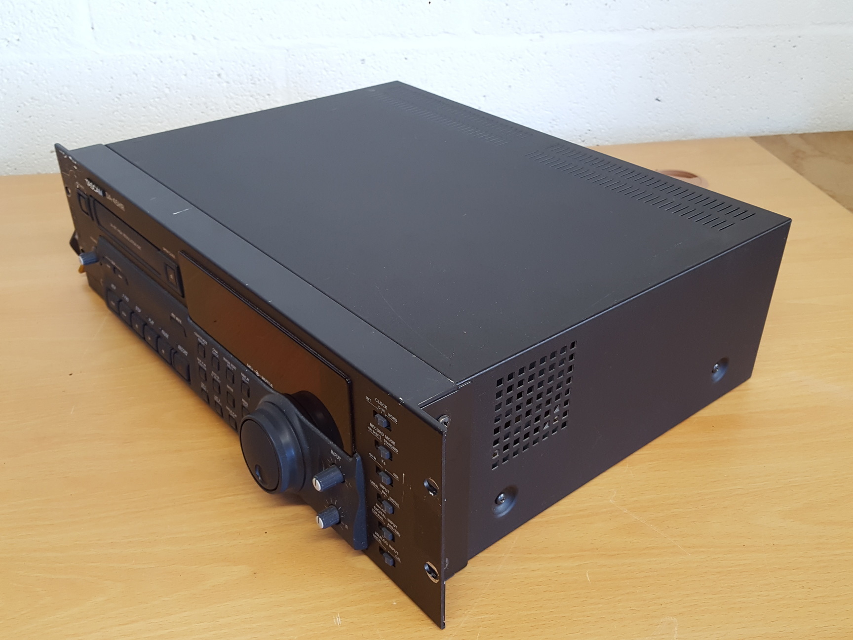 Image of TASCAM DA-45HR 24-bit High Resolution DAT Recorder Spares or Repair