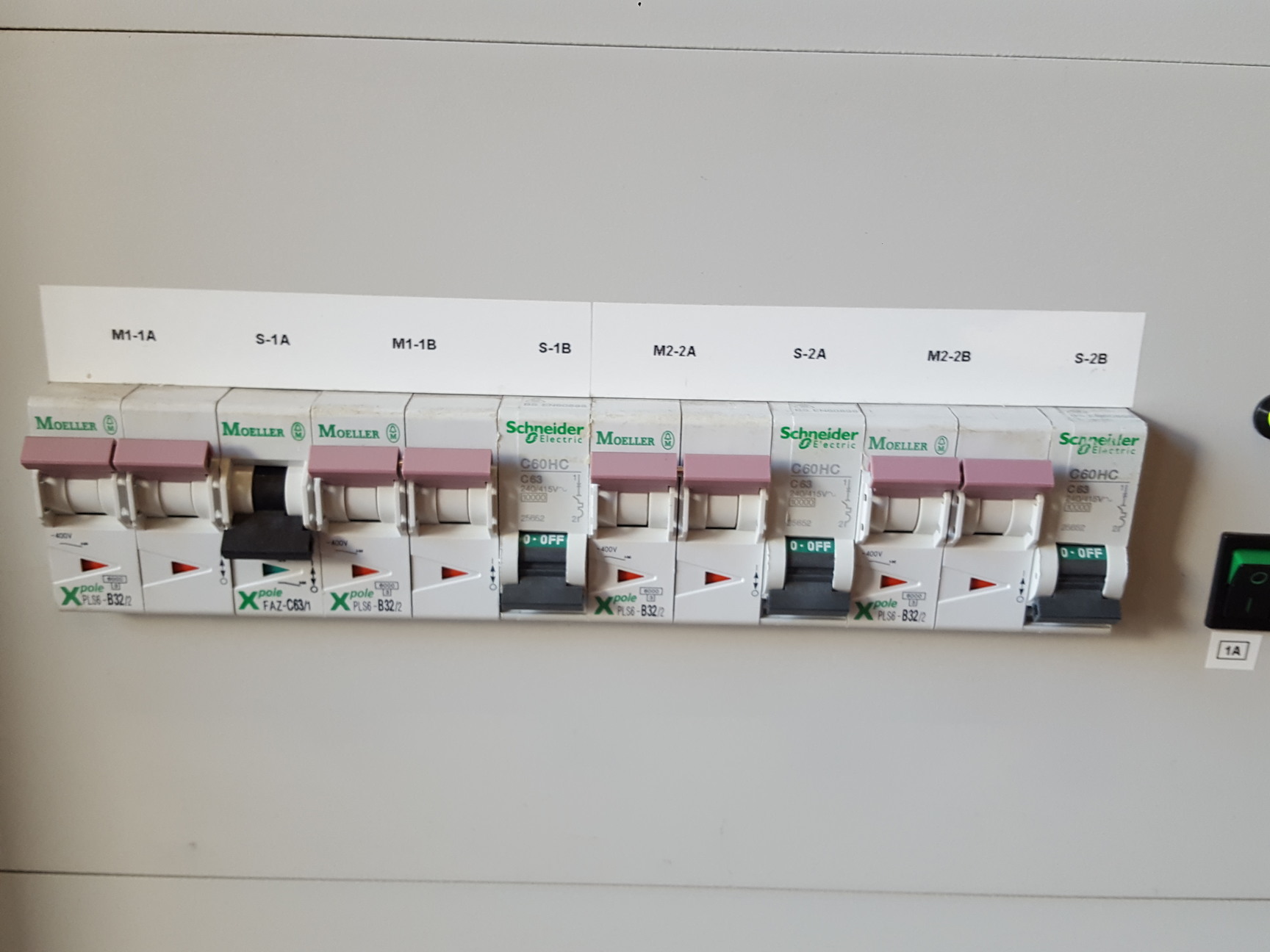 Image of TDK-LAMBDA GN3300W Studio/Lab Power Hub 240V Variable DC Control