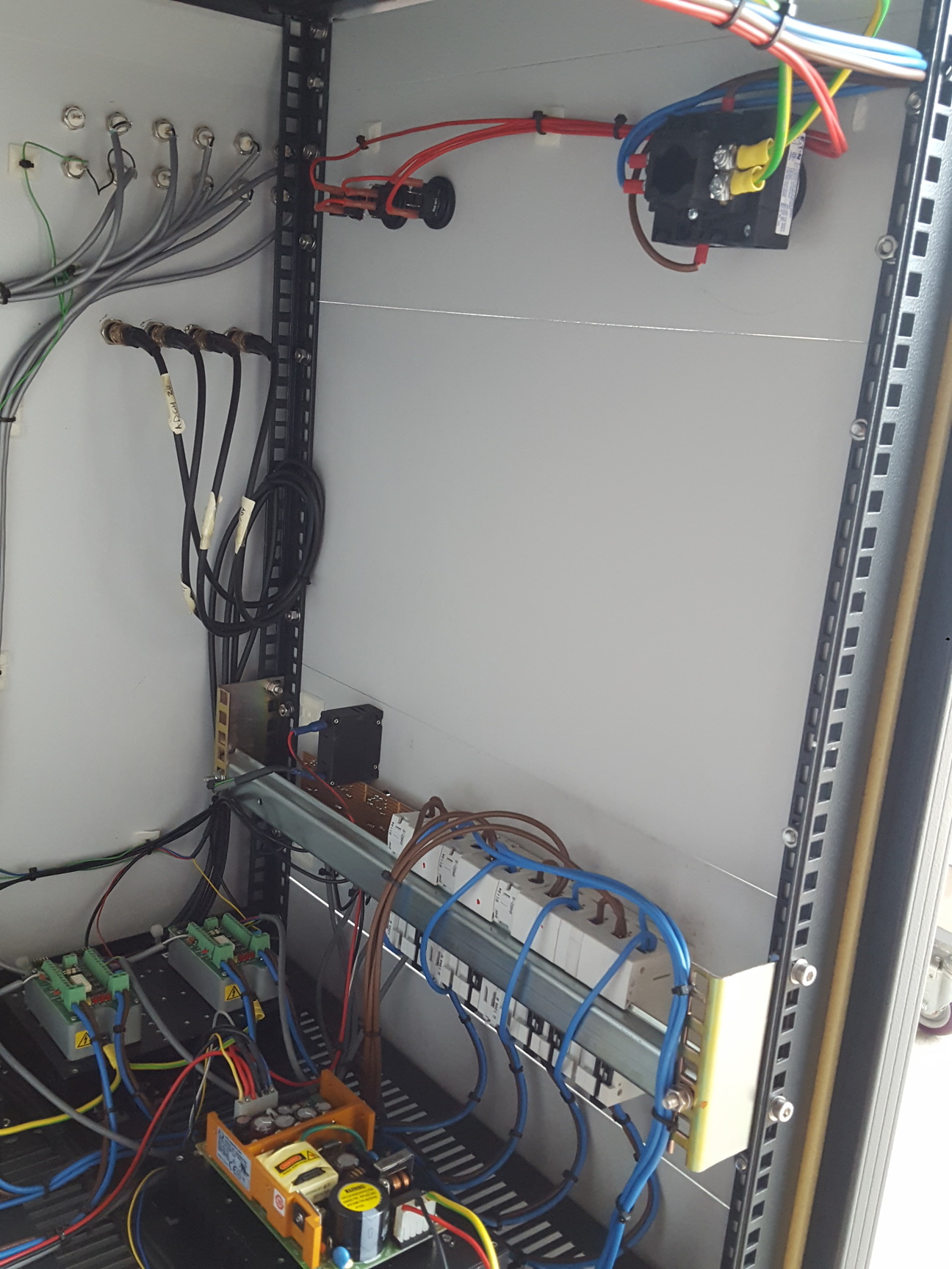 Image of TDK-LAMBDA GN3300W Studio/Lab Power Hub 240V Variable DC Control