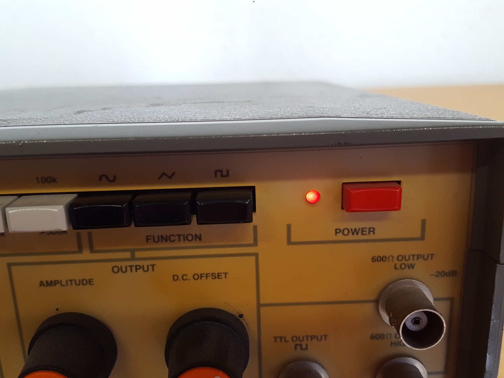 Image of Black Star Jupiter 500 0.1 to 500kHz Function Generator Lab