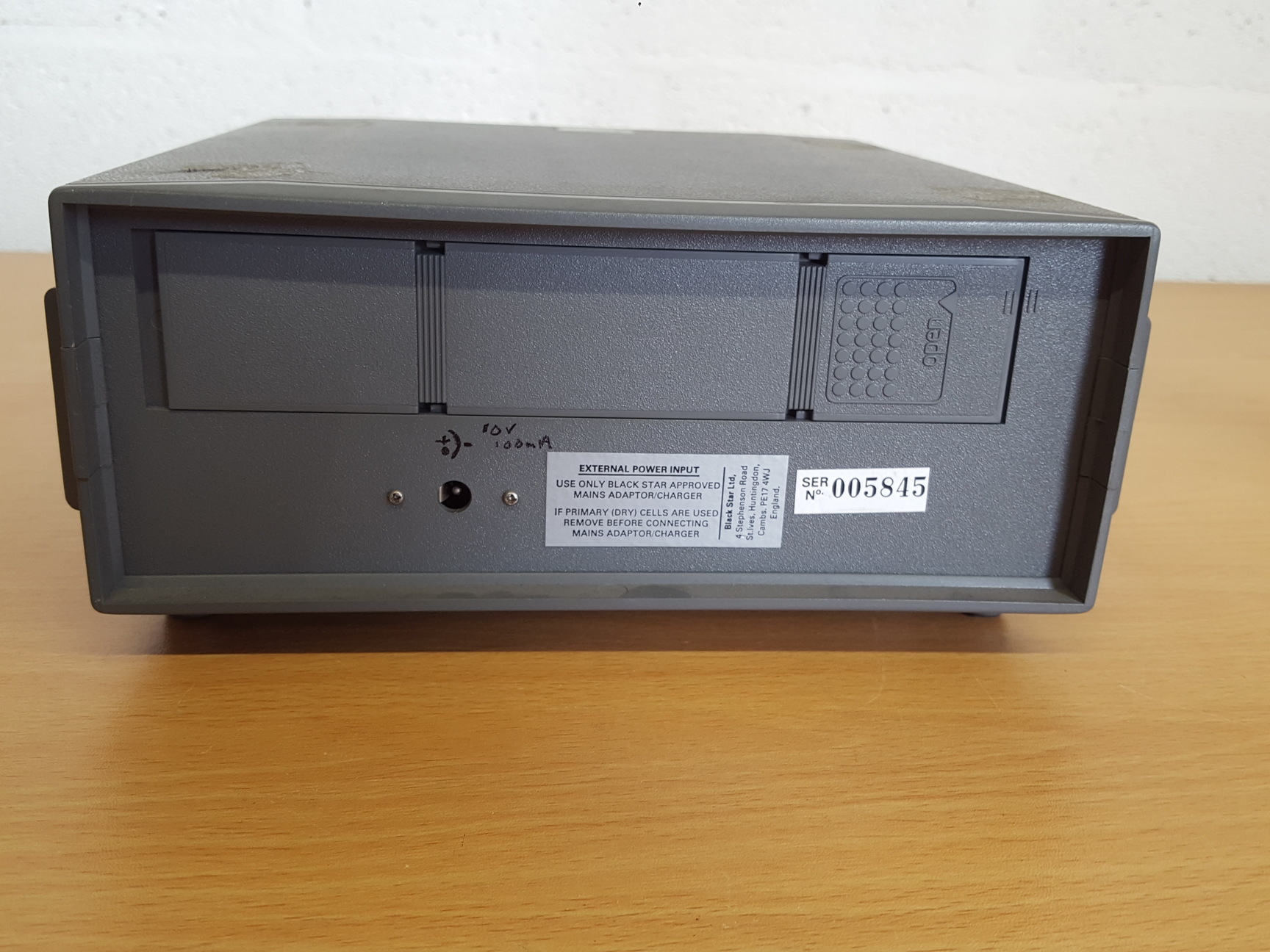 Image of Black Star Meteor 1500 Frequency Counter (5Hz-1500MHz) Lab