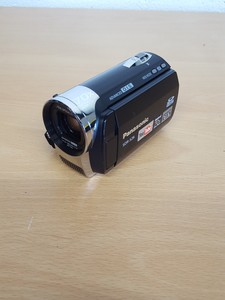 Thumbnail image of Panasonic SDR-226 Digital Video Camera / Camcorder x70 Zoom