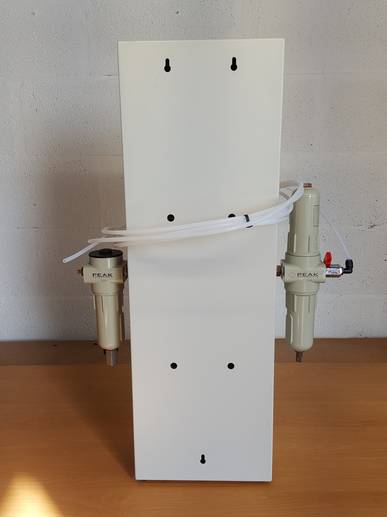 Image of Peak Scientific NM30L Nitrogen Generator Lab