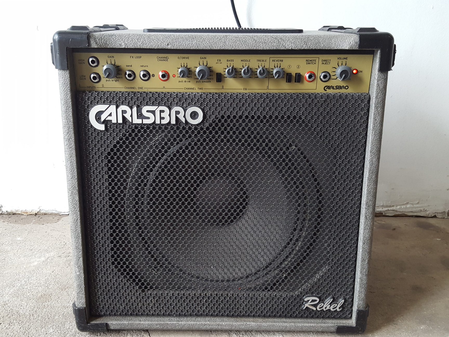 Image of Carlsbro Rebel Guitar Combo with Celestion G12-H 100 Watt 4 ohm Speaker