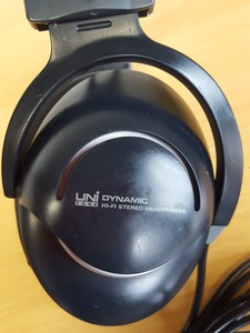 Thumbnail image of 5 x Headphones & 6 x Podcasting Microphones - Alesis, Unitone, Wesco, AMO1 