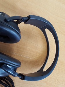 Thumbnail image of 5 x Headphones & 6 x Podcasting Microphones - Alesis, Unitone, Wesco, AMO1 