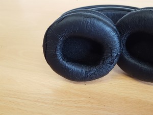 Thumbnail image of 5 x Headphones & 6 x Podcasting Microphones - Alesis, Unitone, Wesco, AMO1 