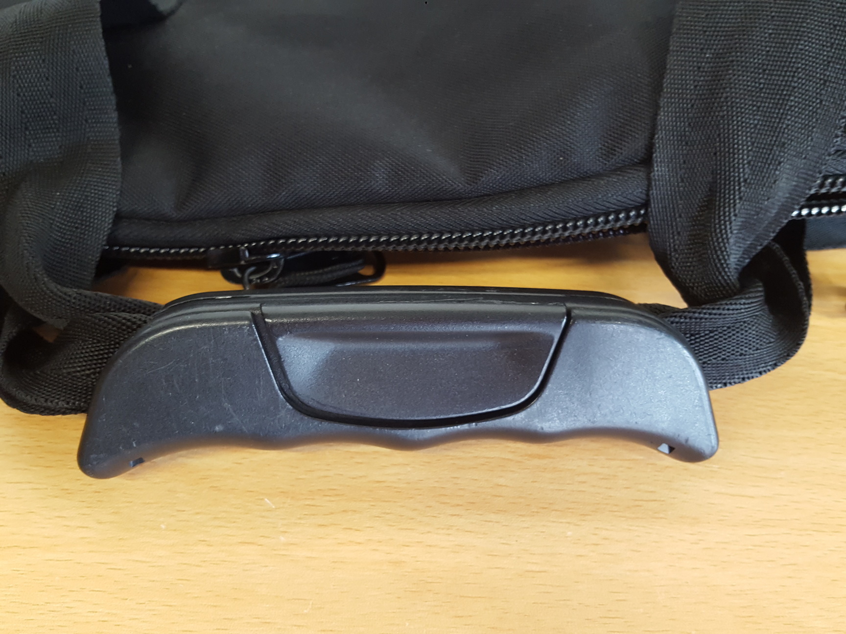 Image of Protouch Vinten Model U005-190B Tripod Carry Case for Pro-6HDV Tripod Systems