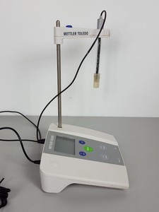 Thumbnail image of Mettler Toledo FiveEasy FE20 Benchtop PH Meter Lab