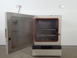 Thumbnail image of Sanyo MIR-162 Laboratory Incubator With User Manual Lab