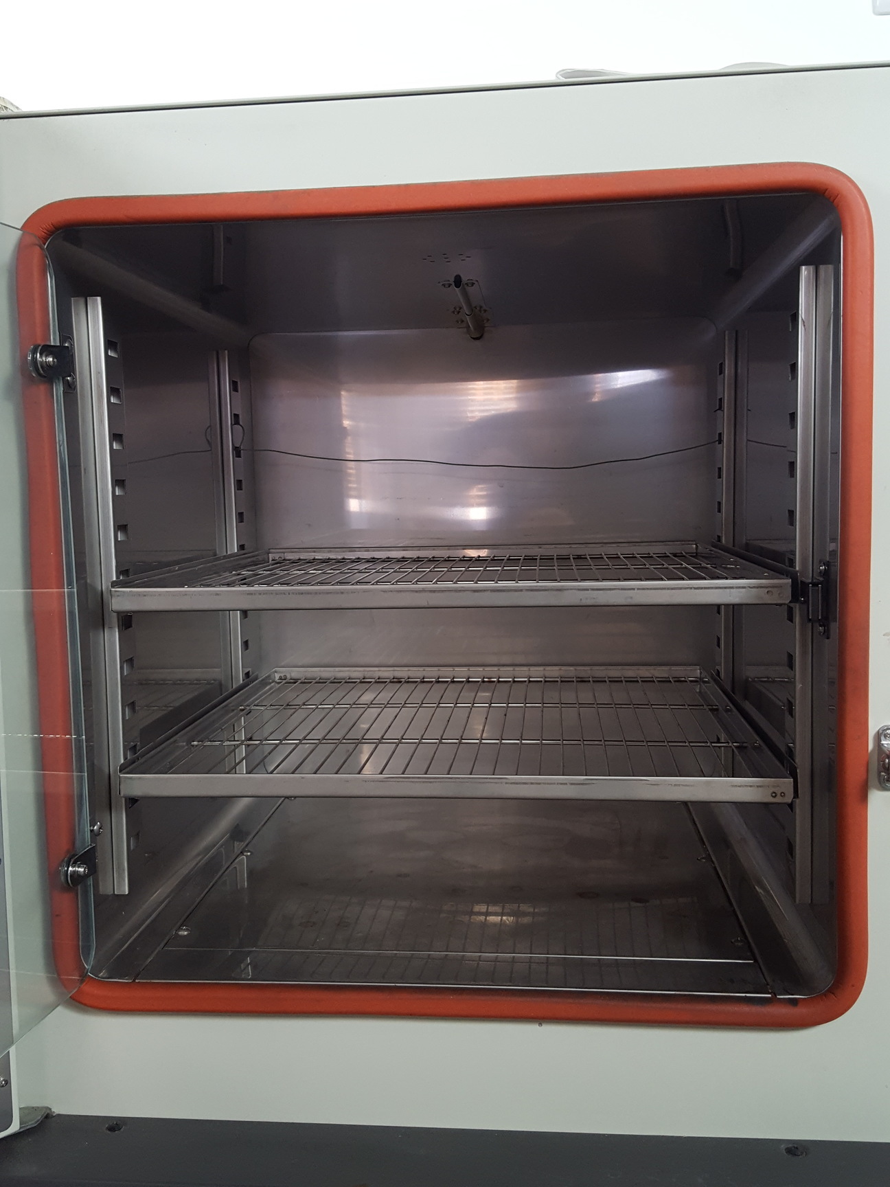 Image of Sanyo MIR-162 Laboratory Incubator With User Manual Lab