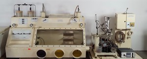 Thumbnail image of Alvic Scientific Containment System Glovebox Gas Purge Lab + Vacuum Pumps