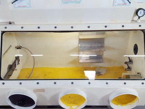 Thumbnail image of Alvic Scientific Containment System Glovebox Gas Purge Lab + Vacuum Pumps