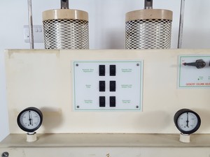Thumbnail image of Alvic Scientific Containment System Glovebox Gas Purge Lab + Vacuum Pumps