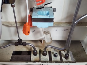 Thumbnail image of Alvic Scientific Containment System Glovebox Gas Purge Lab + Vacuum Pumps