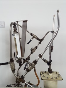 Thumbnail image of Alvic Scientific Containment System Glovebox Gas Purge Lab + Vacuum Pumps
