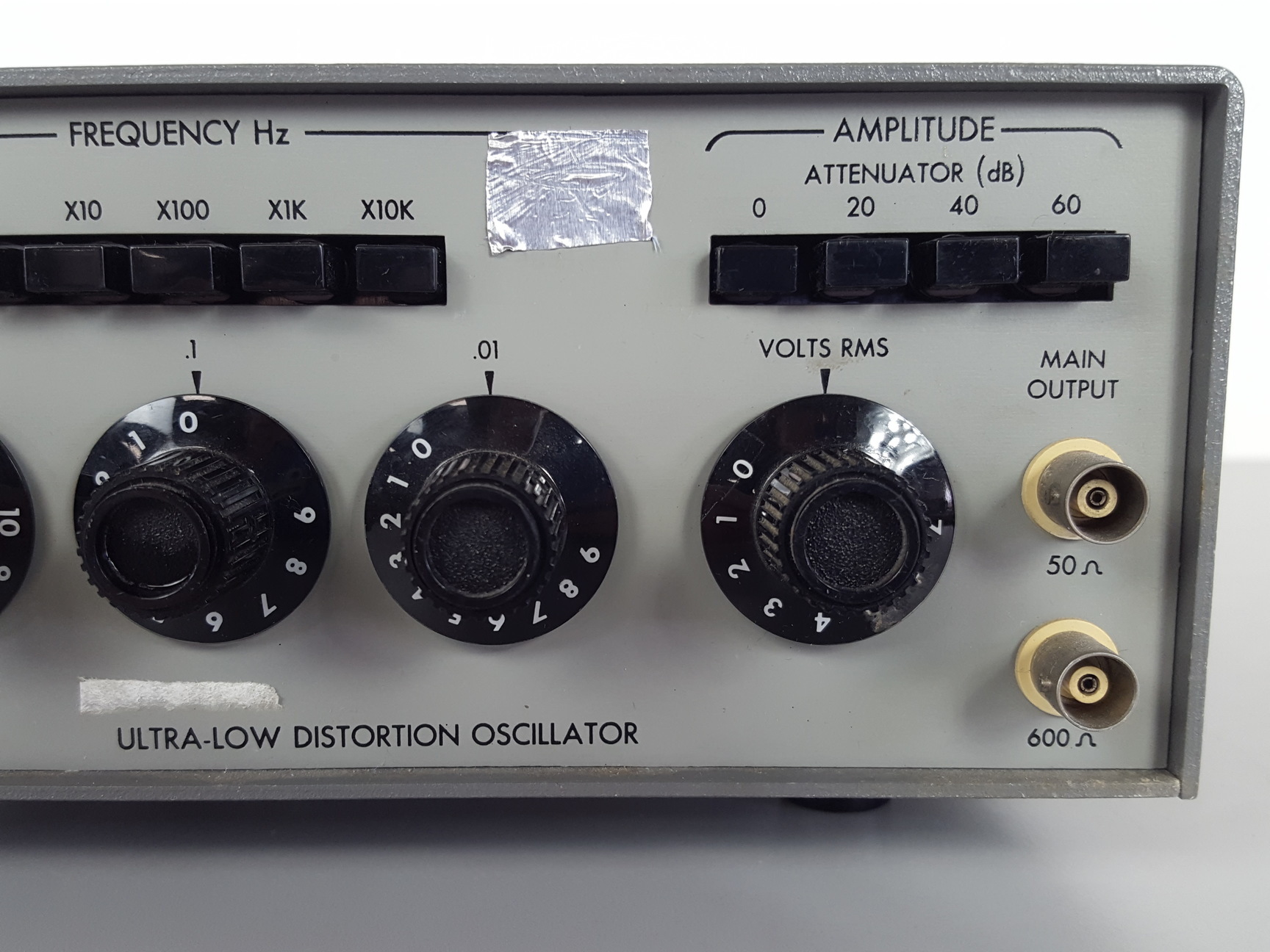 Image of Krohn-Hite Model 4400A Ultra-Low Distortion Oscillator Lab