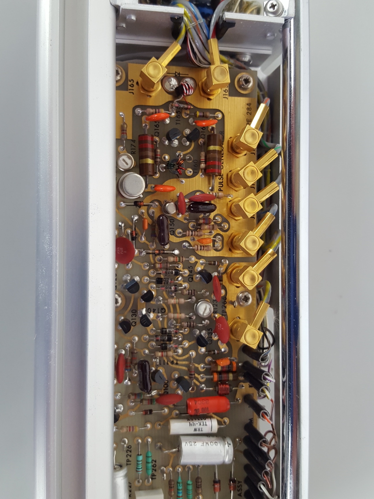 Image of Tektronix Type 284 Pulse Generator Lab Spares or Repairs
