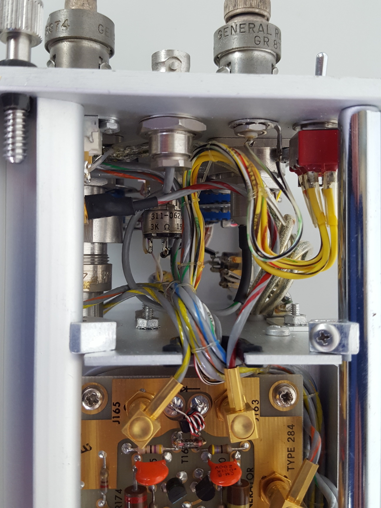 Image of Tektronix Type 284 Pulse Generator Lab Spares or Repairs